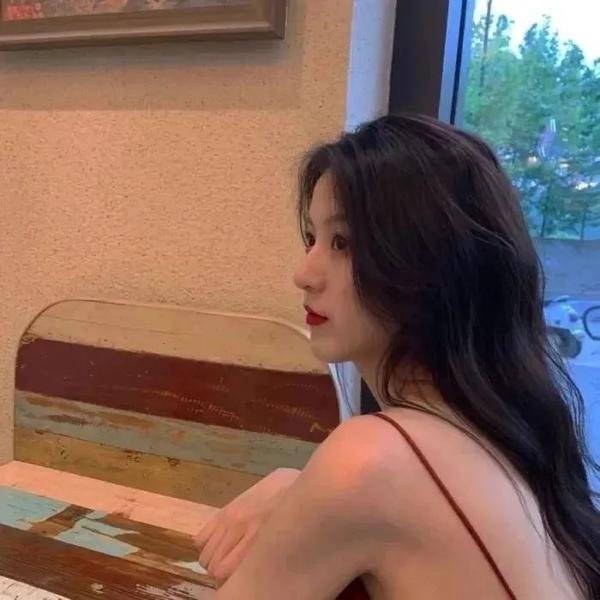 女士忘记了甚么